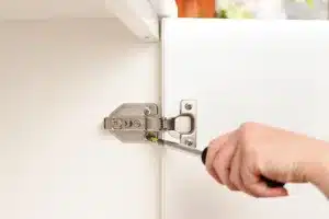 kitchen cabinet doors adjustments